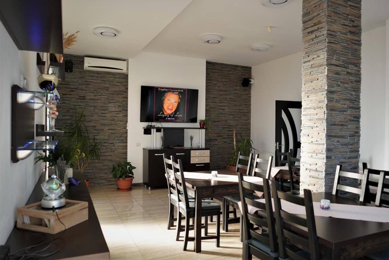 Hotel Indeep Club Cumpăna Zewnętrze zdjęcie