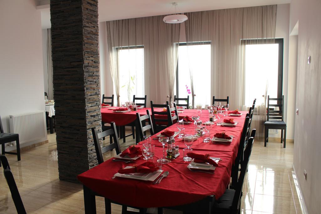 Hotel Indeep Club Cumpăna Zewnętrze zdjęcie